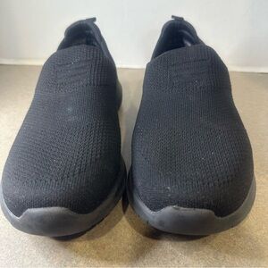 Skechers Ultra Flex Wide Fit Slip On Size 8.5 Women’s Sneakers